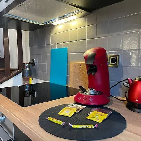 Gare - Sur Le Toit Du Donjon * Ruan